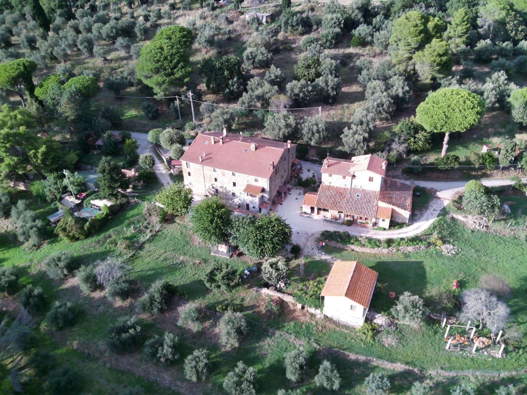 Tra Lago E Collina Passignano sul Trasimeno Luaran gambar